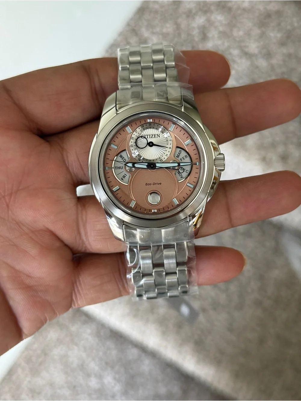 Citizen Eco-Drive Calendrier men’s Chronograph Watch with Salmon Pink Dial